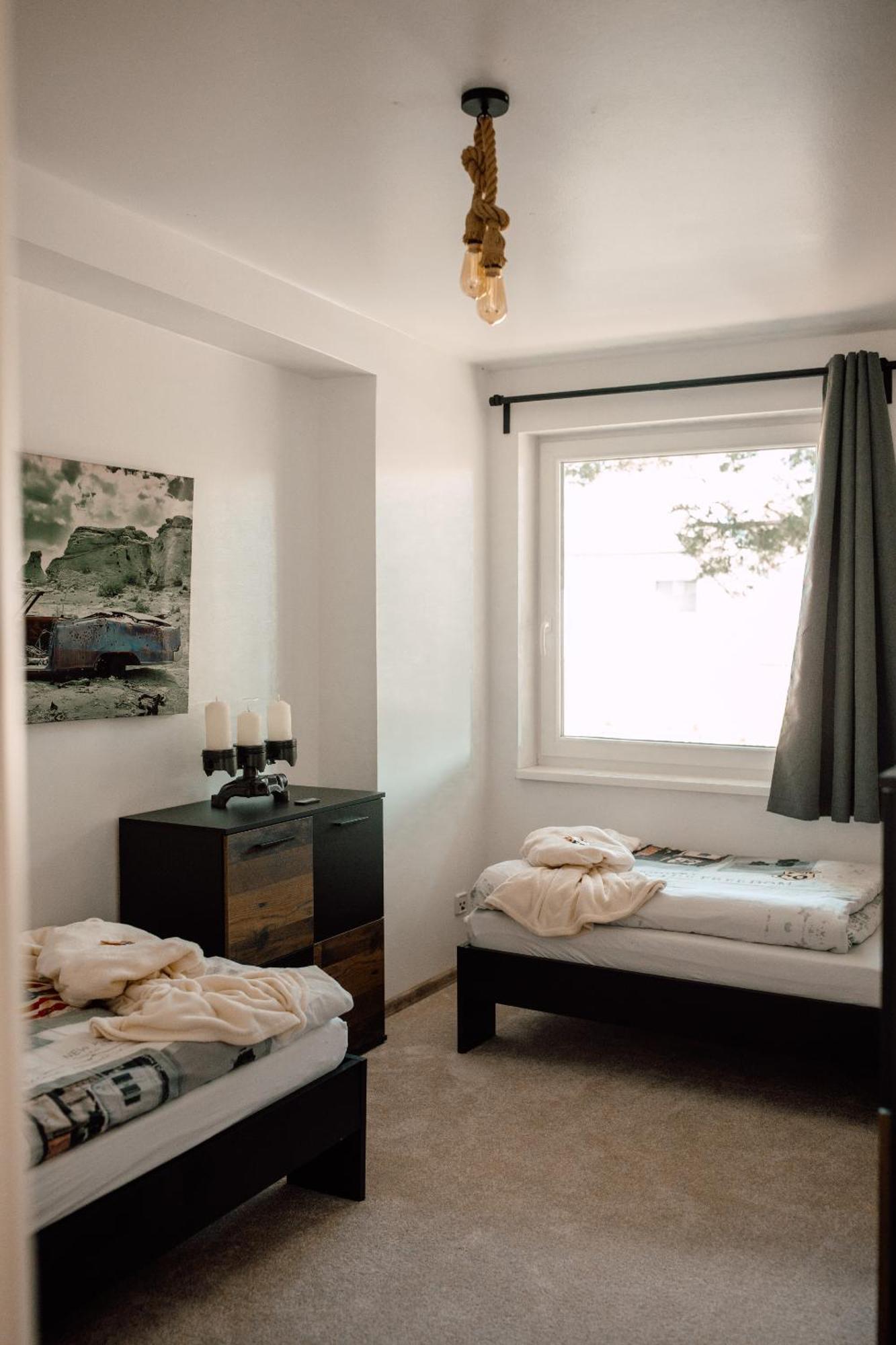 Down Town Motel Berlin Room photo